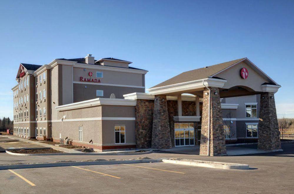 德雷顿谷华美达酒店 Drayton Valley 外观 照片